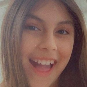 Meet your Posher, Adriana